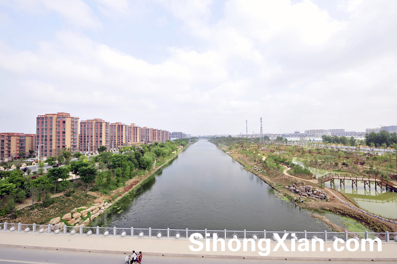遠眺看泗洪:河畔花城方向